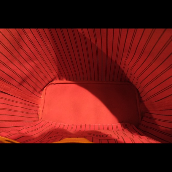 Louis Vuitton Neverfull MM Pivoine - Picture 11 of 15